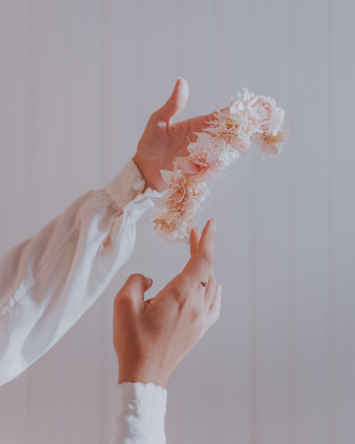 couronne de tête coiffure de mariage en fleurs séchées